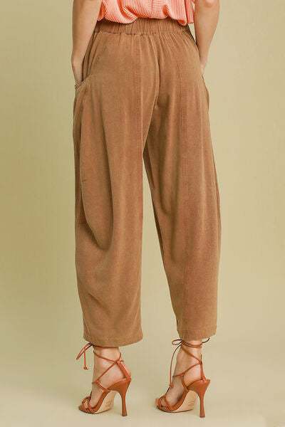 The Sandbar Linen Blend TrousersEasy, breathable, and softly structured — The [NAME] Trousers are crafted from a natural linen-cotton blend that moves effortlessly through warm days and cooler evenPantsThe Sandbar Linen Blend Trousers