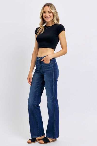 Judy Blue Tummy Control Straight JeansThese Tummy Control Straight Jeans are designed to provide a slimming and flattering fit around the waist. The tummy control feature helps smooth the midsection for Straight Leg JeansTummy Control Straight Jeans