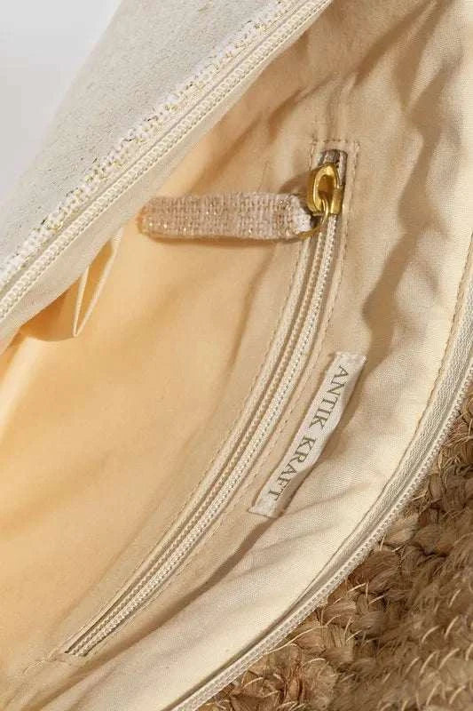 Fame Boho Beaded Eye Pattern Envelope BagThis boho beaded eye pattern envelope bag is a unique and artistic accessory that adds a touch of bohemian charm to any outfit. The intricate beadwork and eye patterHandbagsFame Boho Beaded Eye Pattern