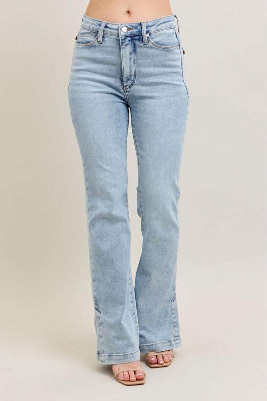 Judy Blue Tummy Control Vintage Wash Side Slit Boot JeansTummy Control Vintage Wash Side Slit Slim Boot Jeans offer a stylish and flattering option for those seeking a combination of comfort and style. These jeans feature Bootcut JeansJudy Blue Tummy Control
