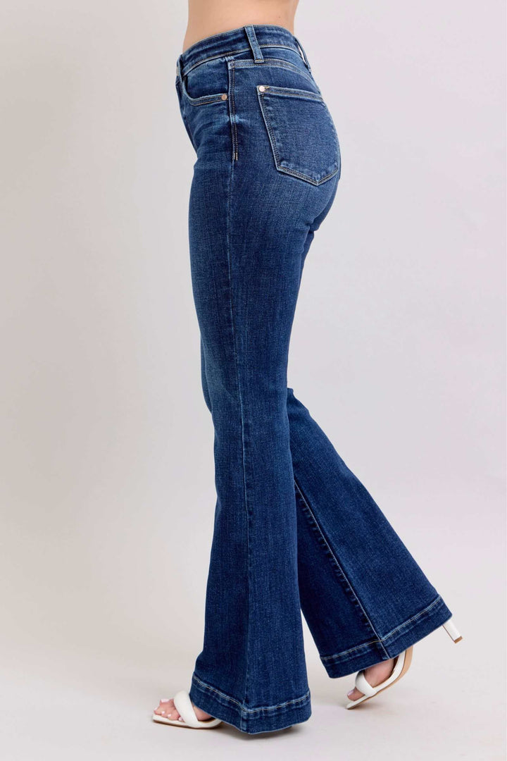 Judy Blue High Rise Flare Jeans with PocketsHigh-rise flare jeans with pockets are a trendy and versatile wardrobe staple. They provide a flattering high-waisted silhouette and the flare leg adds a chic retro Flare JeansJudy Blue High Rise Flare Jeans
