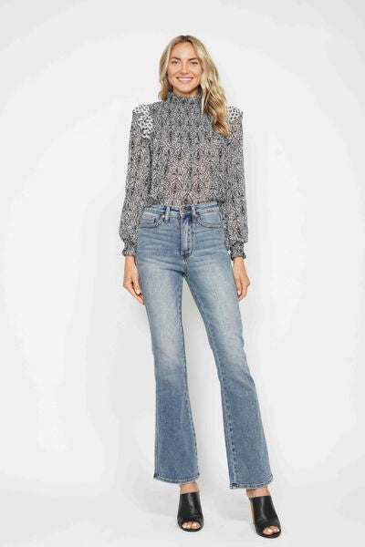 Judy Blue Tummy Control Back Embroidered Pocketed Bootcut JeansTummy Control Back Embroidered Pocketed Bootcut Jeans are a stylish and figure-flattering option for your denim collection. The tummy control feature helps smooth anBootcut JeansJudy Blue Tummy Control