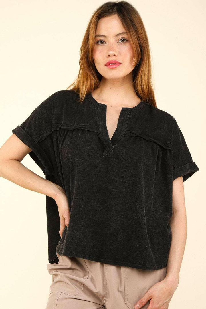 Nochted Short Sleeve Washed V-Neck T-ShirtRock a chilled-out vibe with the Very J Nochted Short Sleeve Washed V-Neck T-Shirt! Made from a hip washed knit material, this top has a relaxed yet trendy feel. TheT-ShirtsNochted Short Sleeve