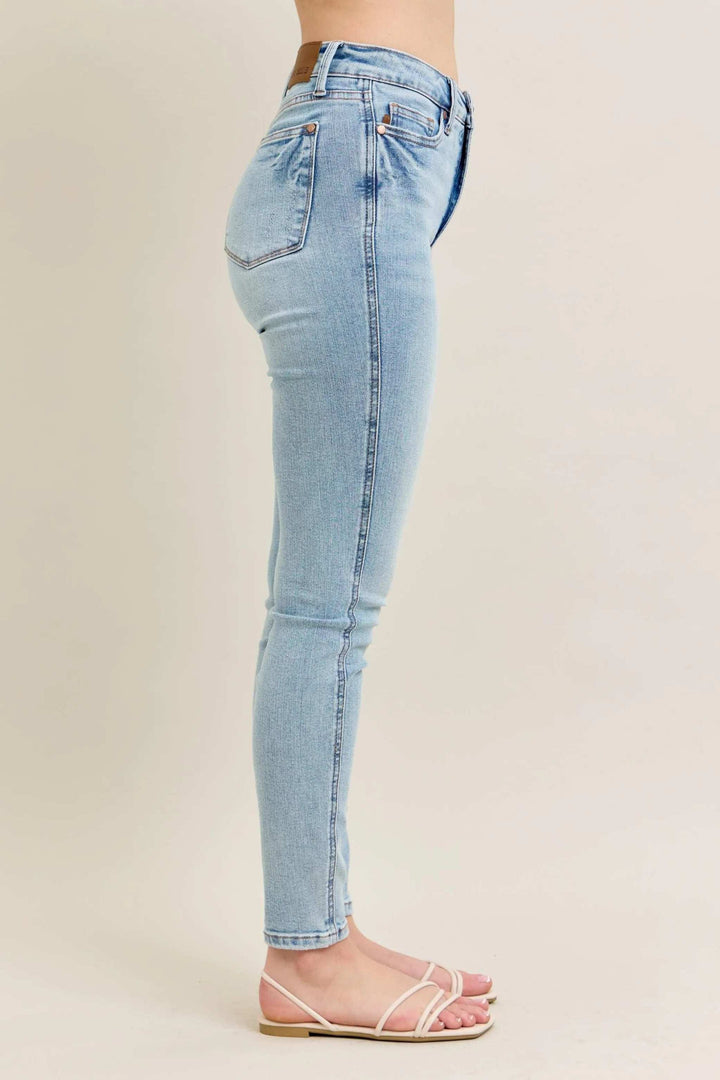 Judy Blue Tummy Control
