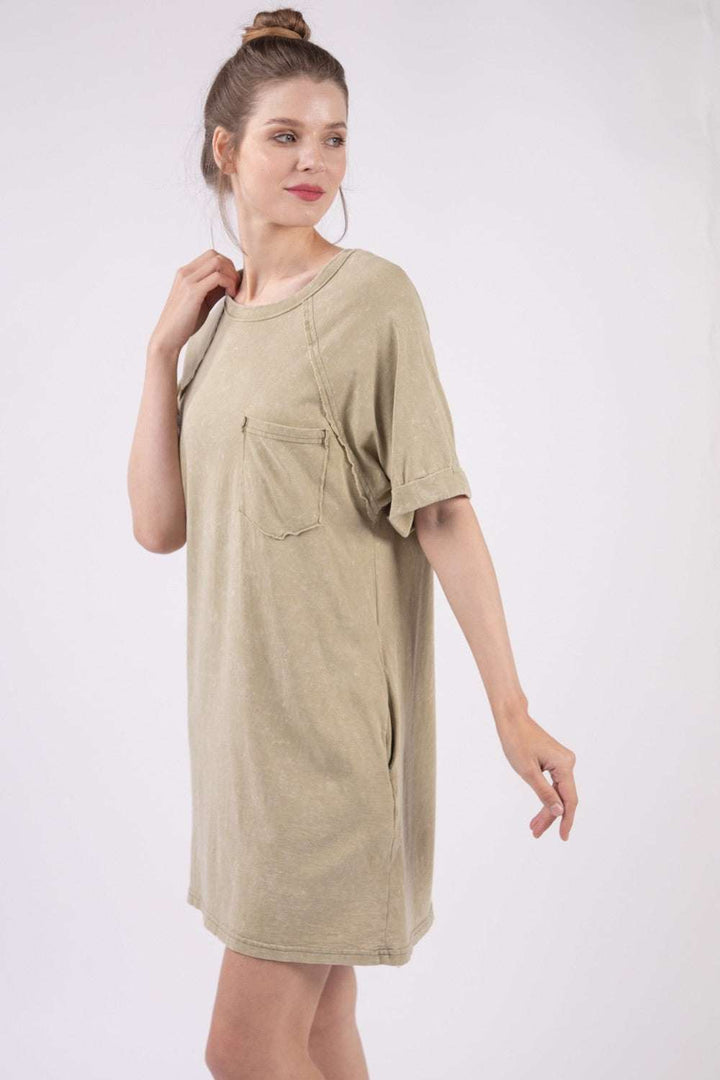 Cotton Mini Tee DressThis Washed Round Neck Mini Tee Dress is a stylish and versatile piece for your casual wardrobe. The washed fabric gives it a soft and lived-in look, perfect for a lMini DressesCotton Mini Tee Dress