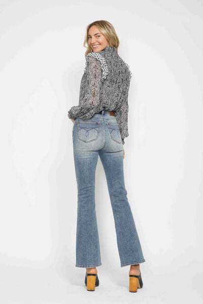 Judy Blue Tummy Control Back Embroidered Pocketed Bootcut JeansTummy Control Back Embroidered Pocketed Bootcut Jeans are a stylish and figure-flattering option for your denim collection. The tummy control feature helps smooth anBootcut JeansJudy Blue Tummy Control
