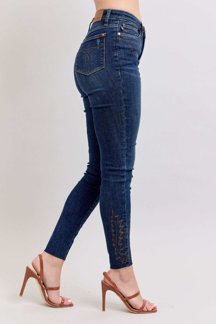 Judy Blue Embroidered High Rise Skinny JeansEmbroidered High Rise Skinny Jeans are a stylish and on-trend addition to any wardrobe. These jeans feature intricate and eye-catching embroidery details that add a Skinny JeansJudy Blue Embroidered High Rise Skinny Jeans
