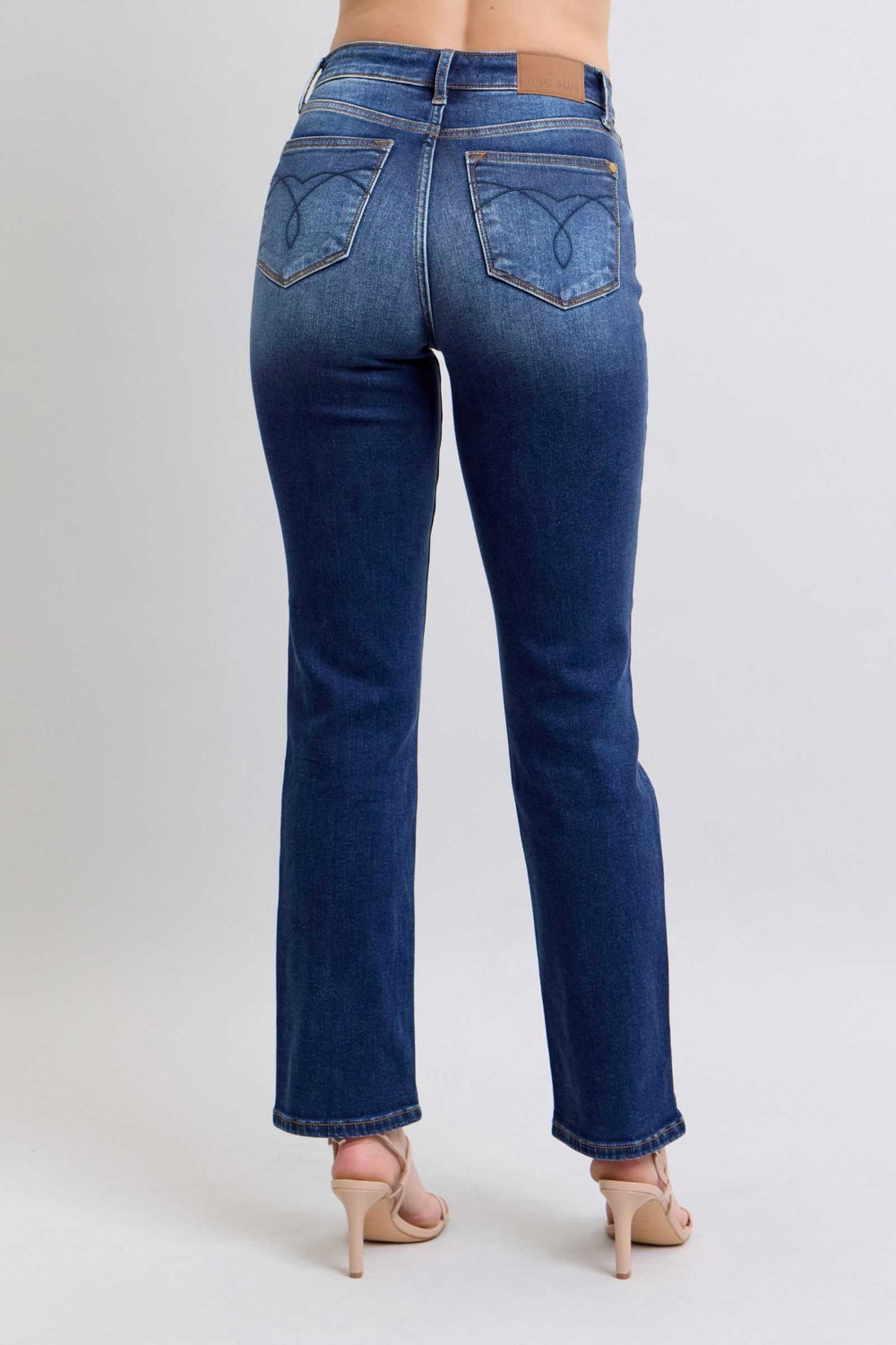 Judy Blue Washed Straight Leg Jeans with PocketsWashed Straight Leg Jeans with Pockets are a practical and fashionable choice for your everyday wardrobe. The washed finish gives them a laid-back and casual feel, wStraight Leg JeansWashed Straight Leg Jeans