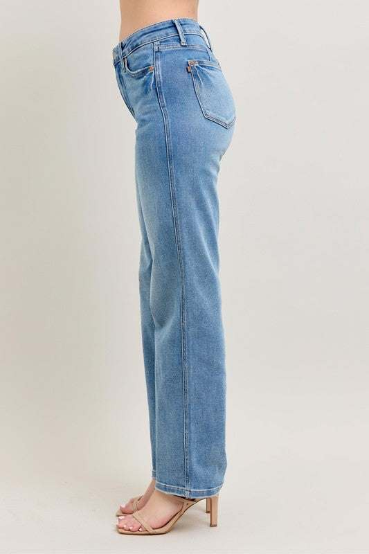 Judy Blue Tummy Control Vintage Wash Straight JeansTummy Control Vintage Wash Straight Jeans are a flattering and stylish option for those looking for comfortable and slimming denim. These jeans feature a vintage wasStraight Leg JeansJudy Blue Tummy Control