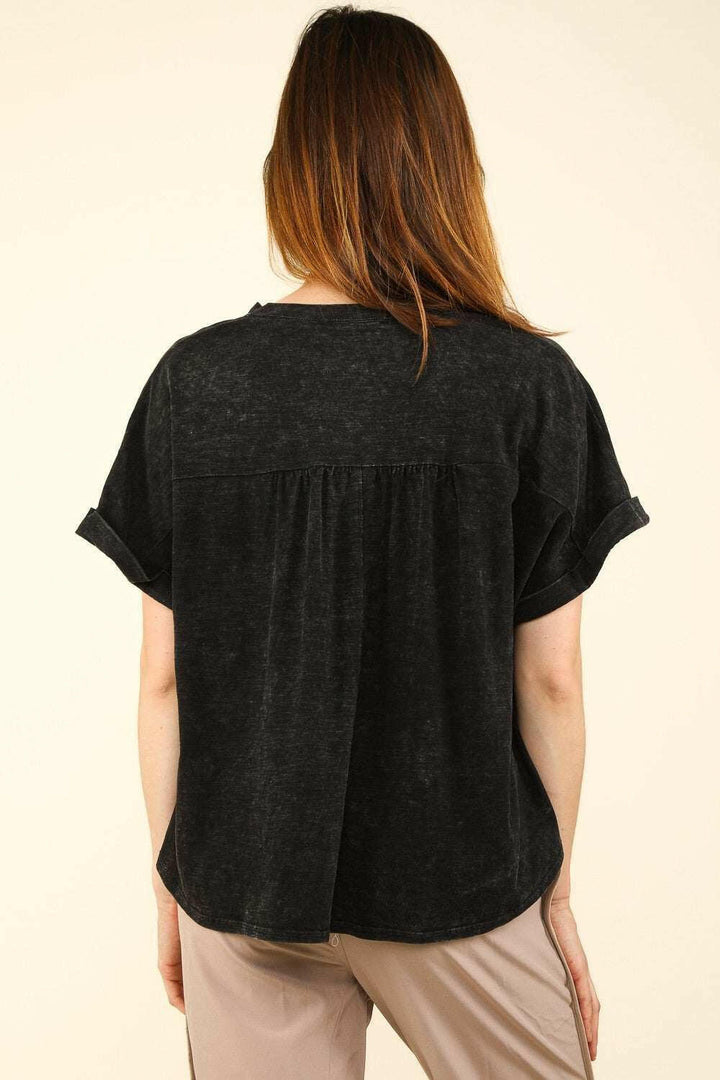 Nochted Short Sleeve Washed V-Neck T-ShirtRock a chilled-out vibe with the Very J Nochted Short Sleeve Washed V-Neck T-Shirt! Made from a hip washed knit material, this top has a relaxed yet trendy feel. TheT-ShirtsNochted Short Sleeve