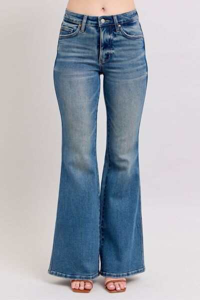 Judy Blue Flared Tummy Control Vintage Wash Flare JeansThese flared tummy control vintage wash jeans offer both style and functionality. The tummy control feature helps create a flattering and slimming silhouette. The viFlare JeansJudy Blue Flared Tummy Control