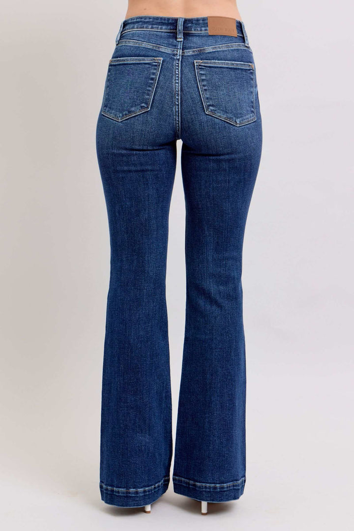 Judy Blue High Rise Flare Jeans with PocketsHigh-rise flare jeans with pockets are a trendy and versatile wardrobe staple. They provide a flattering high-waisted silhouette and the flare leg adds a chic retro Flare JeansJudy Blue High Rise Flare Jeans
