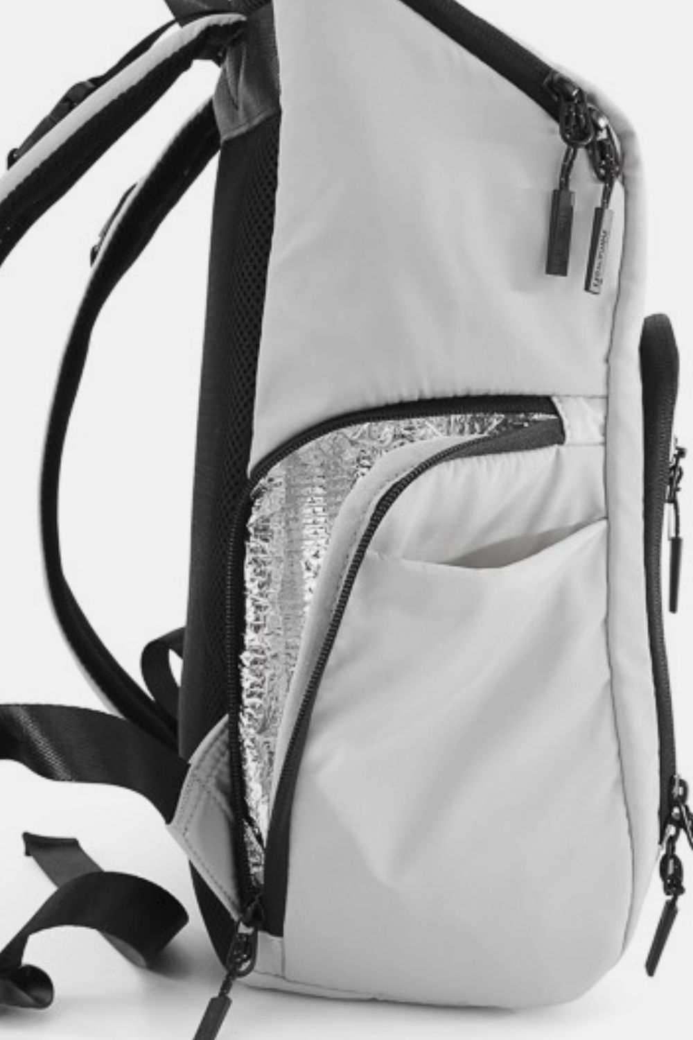 Himawari Nylon Waterproof Backpack BagThis nylon waterproof backpack is the perfect blend of style and functionality. Crafted from durable, water-resistant material, it ensures your belongings stay dry eBackpackHimawari Nylon Waterproof Backpack