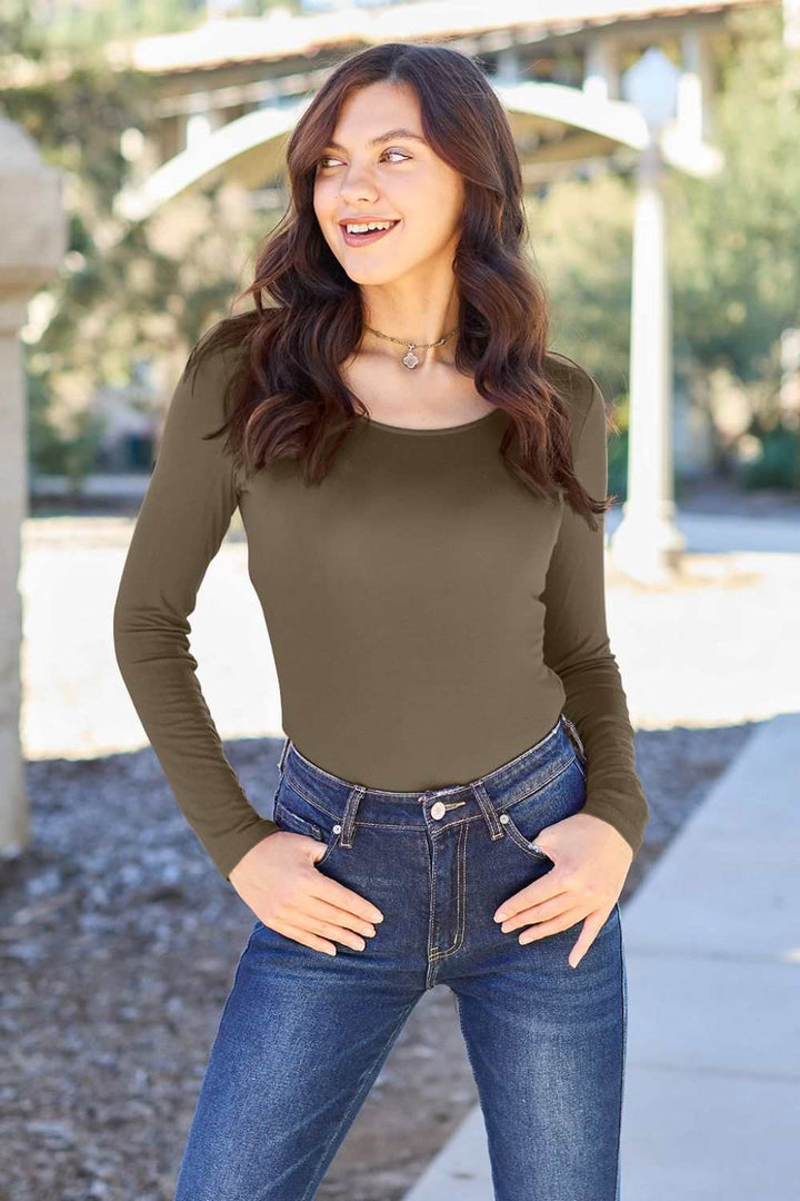 Round Neck Long Sleeve BodysuitBrand: Basic Bae 
Features: Basic style
Sheer: Opaque
Stretch: Moderate stretch
Material composition: 95% rayon, 5% spandex
Care instructions: Machine wash cold. TumBodysuitsRound Neck Long Sleeve Bodysuit