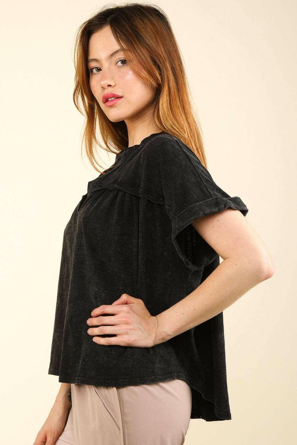 Nochted Short Sleeve Washed V-Neck T-ShirtRock a chilled-out vibe with the Very J Nochted Short Sleeve Washed V-Neck T-Shirt! Made from a hip washed knit material, this top has a relaxed yet trendy feel. TheT-ShirtsNochted Short Sleeve