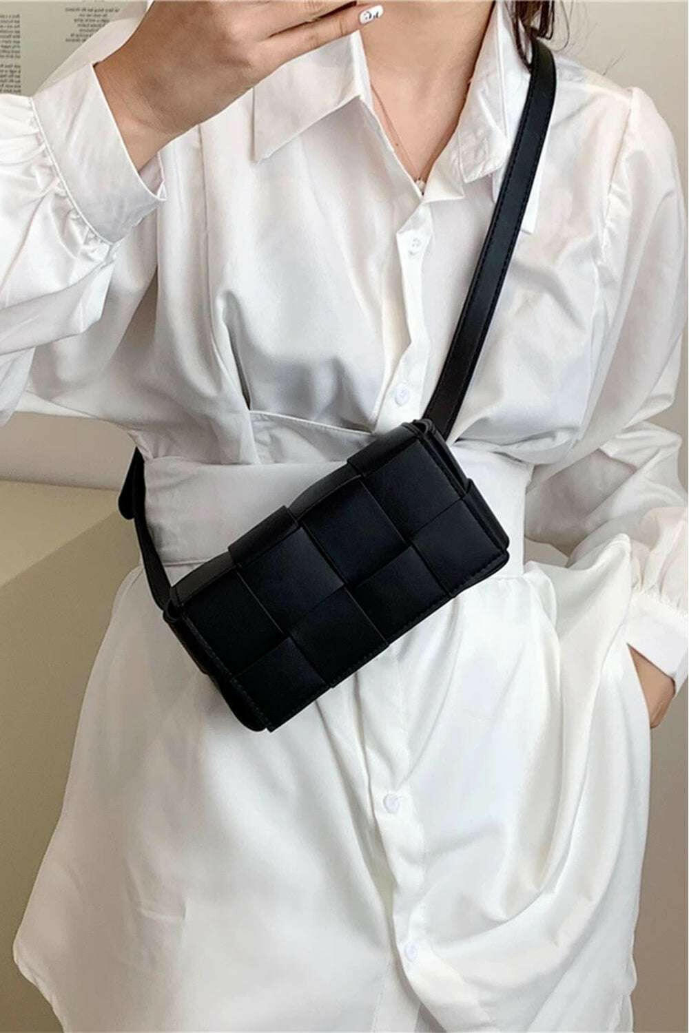 Woven Crossbody BagThis crossbody bag is the ultimate blend of style and practicality - ideal for any occasion, whether it's a casual day out or a fancy event, and will effortlessly elCrossbody BagsWoven Crossbody Bag