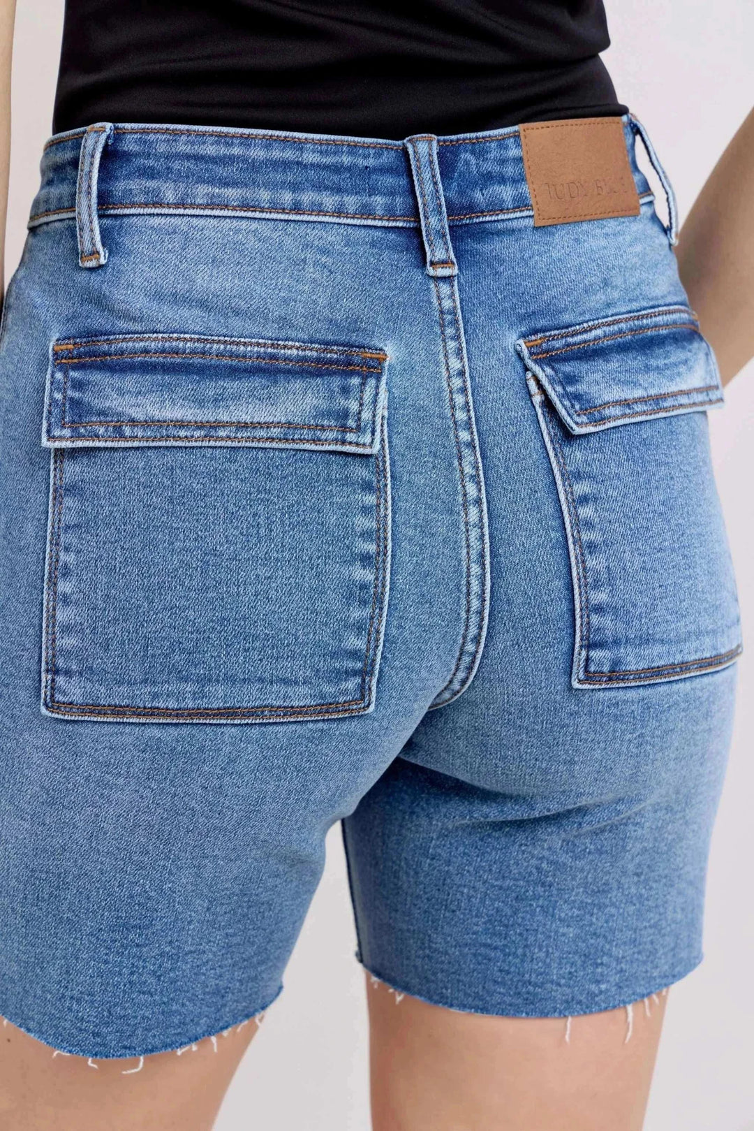 Judy Blue Mid-Rise Bermuda