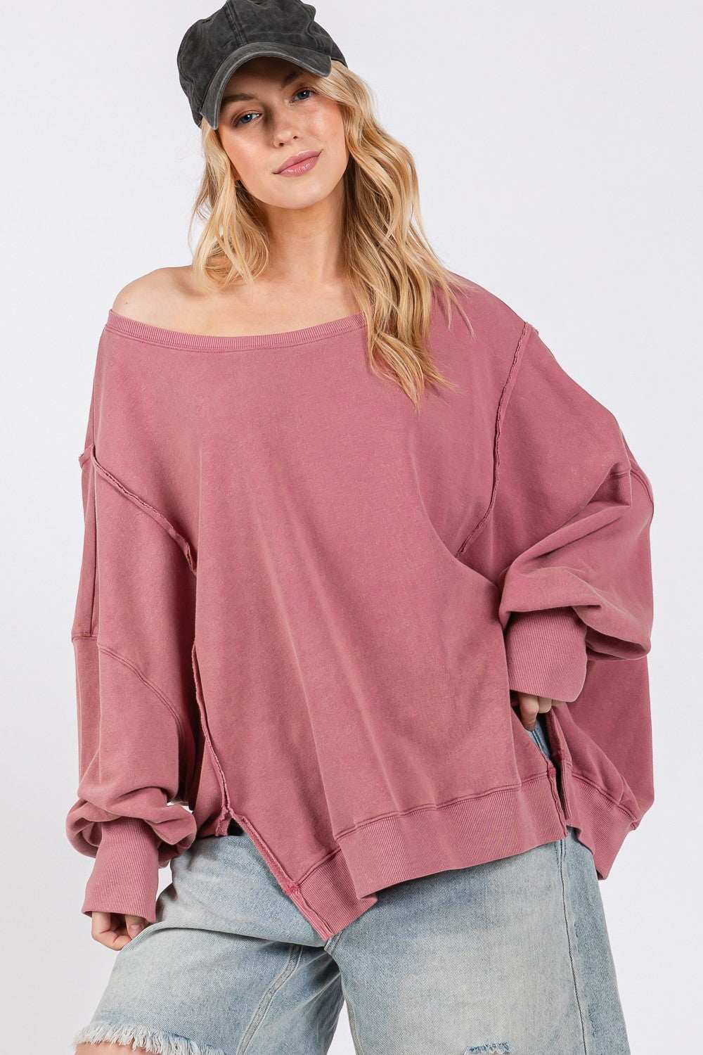 Cotton Mineral Wash Side Slit Oversized SweatshirtThe 100% cotton Mineral Wash Side Slit Oversized Sweatshirt is a comfortable and stylish choice for casual wear. Made from a soft fabrication, this sweatshirt offersSweatshirtsCotton Mineral Wash