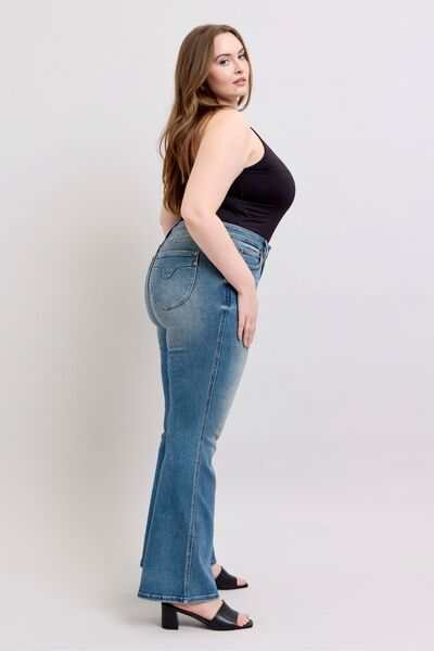 Judy Blue Flared Tummy Control Vintage Wash Flare JeansThese flared tummy control vintage wash jeans offer both style and functionality. The tummy control feature helps create a flattering and slimming silhouette. The viFlare JeansJudy Blue Flared Tummy Control