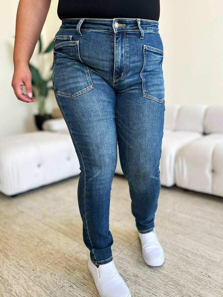 Judy Blue High Waist Skinny JeansGet ready to elevate your style with these chic, flattering and versatile high waist skinny jeans! Made from stretchy denim fabric, they offer a slimming fit that acSkinny JeansJudy Blue High Waist Skinny Jeans