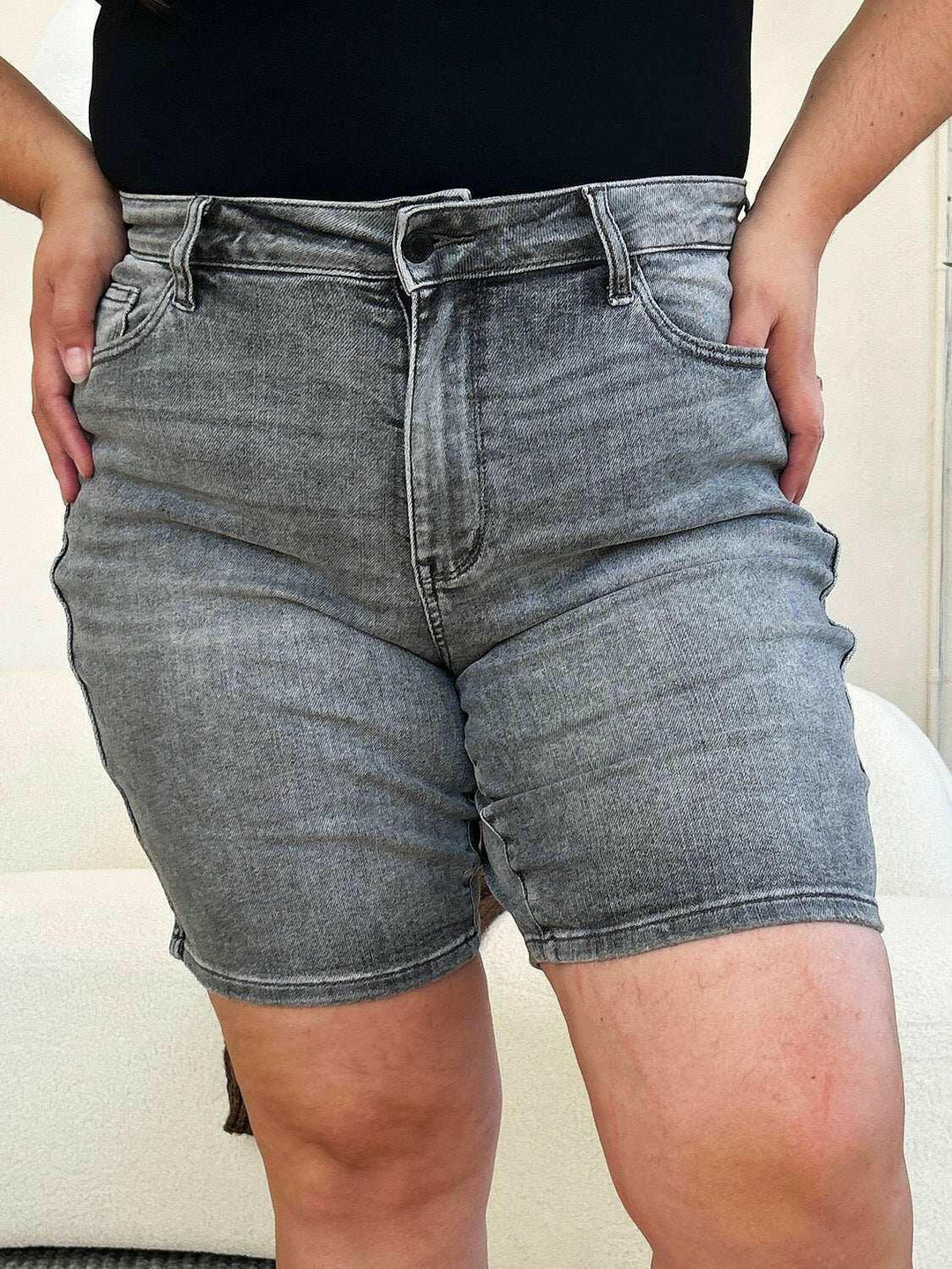 Judy Blue High Waist Washed Denim ShortsExperience unparalleled style with the Judy Blue High Waist Washed Denim Shorts, designed exclusively for those who value timeless fashion and modern comfort. These Jean ShortsJudy Blue High Waist