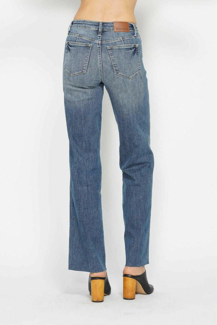 Judy Blue Tummy Control Straight Leg JeansThe Tummy Control Straight Leg Jeans are a must-have for anyone looking to slim and shape their midsection. Featuring innovative tummy control technology, these jeanStraight Leg JeansTummy Control Straight Jeans