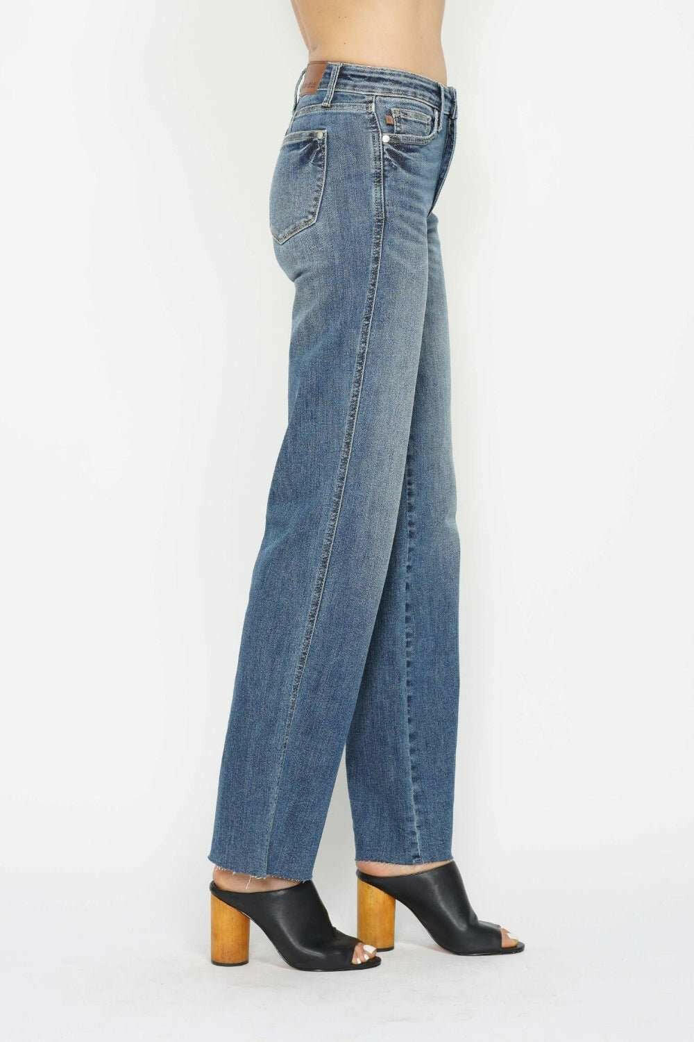Judy Blue Tummy Control Straight Leg JeansThe Tummy Control Straight Leg Jeans are a must-have for anyone looking to slim and shape their midsection. Featuring innovative tummy control technology, these jeanStraight Leg JeansTummy Control Straight Jeans